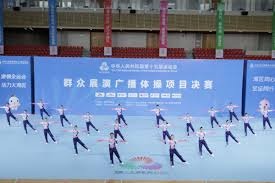 曼联小将莱西染红，哈格里夫斯：他还是孩子，会吸取教训的